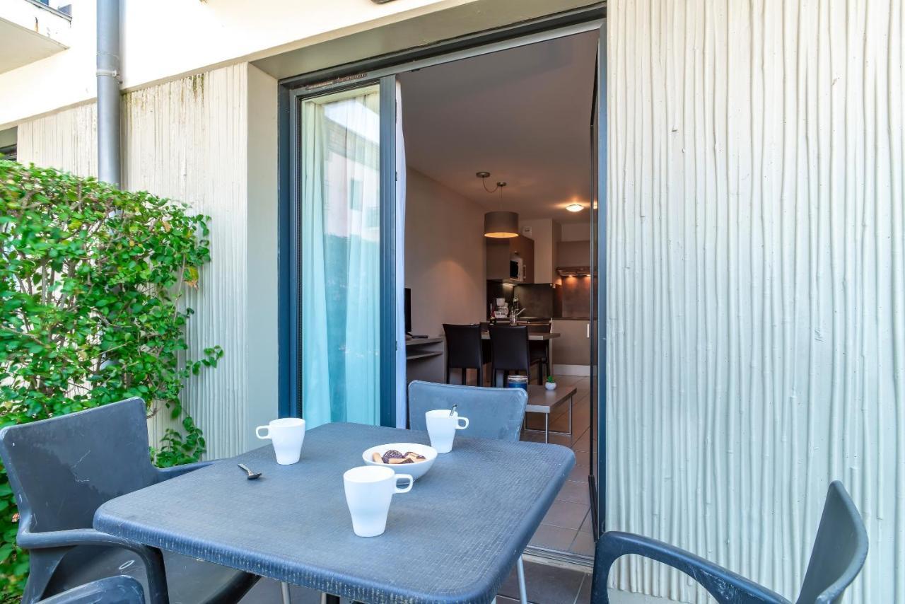 Апартаменты Les Sables 504 - Appt Avec Piscine Partagee Конкарно Экстерьер фото